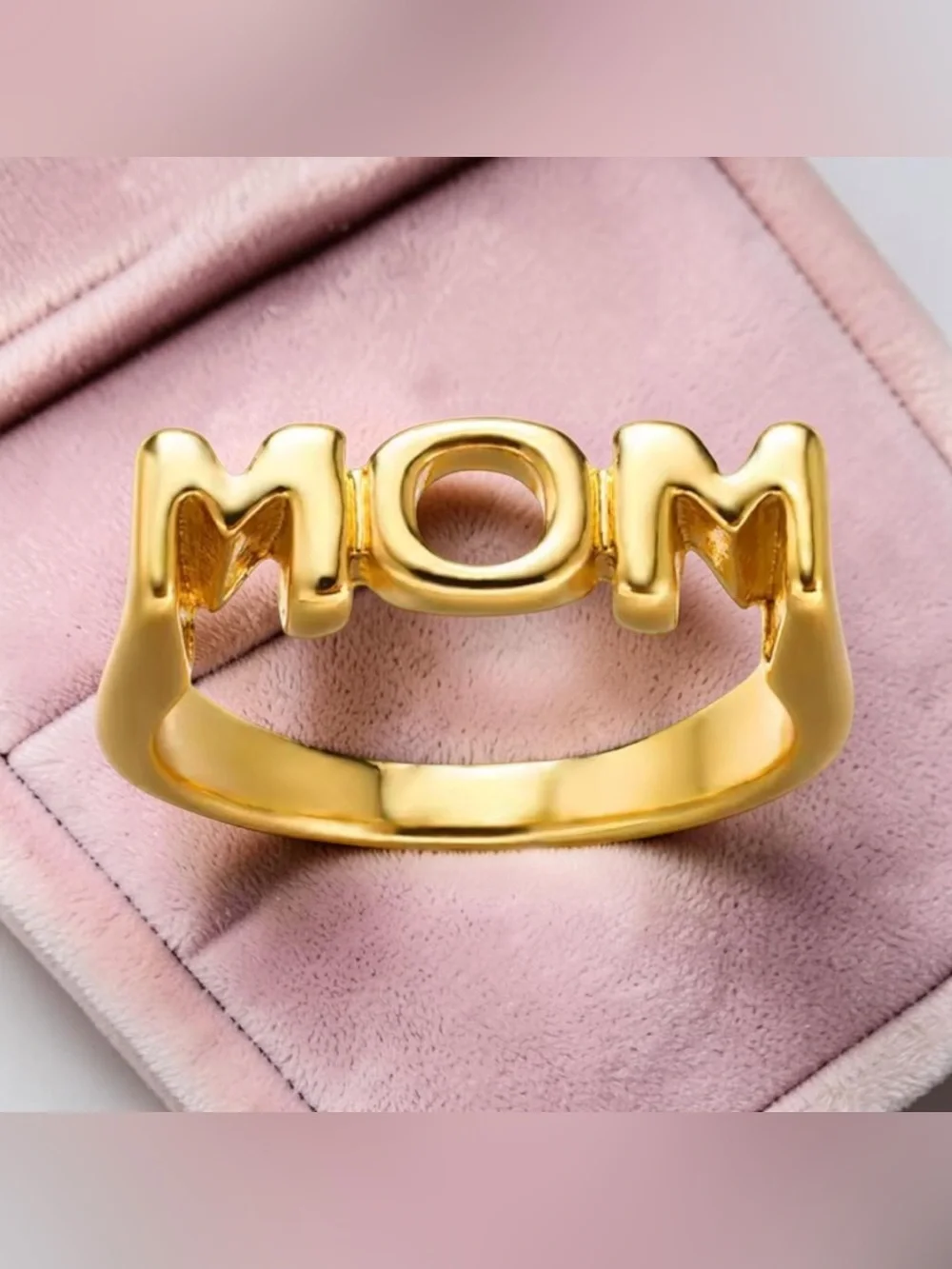 New Gold MOM Ring – Size 6 💛